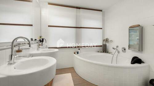 1. OG Badezimmer 1 - 