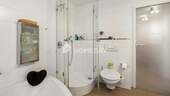 1. OG Badezimmer 2 - 