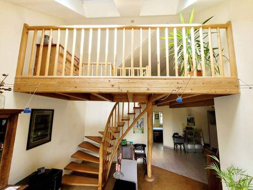 Empore - ***Gemütliches Ein-Zweifamilienhaus mit großem Garten ***