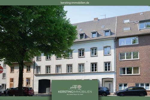 Krefeld-Bismarckviertel - Krefeld-Bismarckviertel: Gemütliche Dachgeschosswohnung mit 3 Zimmern und Einbauküche!