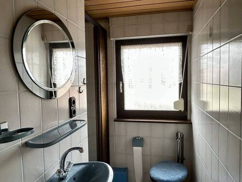 WC im Dachgeschoss - 