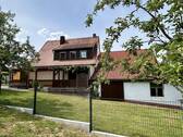 Herrlich grün - 5 Zimmer Einfamilienhaus in Marloffstein