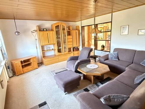 Wohn-/Esszimmer - 