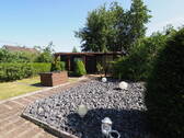 Freisitz mit Gartenhaus - 