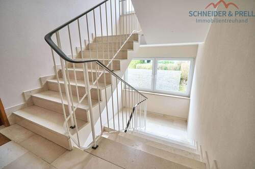 Treppenhaus - Etagenwohnung mit 72,00 m² in Wolfratshausen zum Kaufen