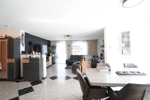 Wohnzimmer mit Esszimmer - 