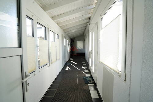 Flur von der Garage ins Haus (Anbau) - 