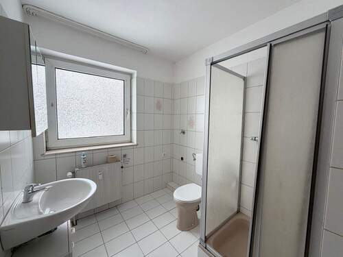 OG Rechts Badezimmer - 