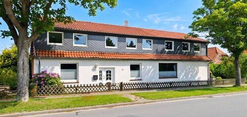 Willkommen - Edemissen - Wehnsen - großzügiges Zweifamilienhaus mit Nebengebäude und Garagen