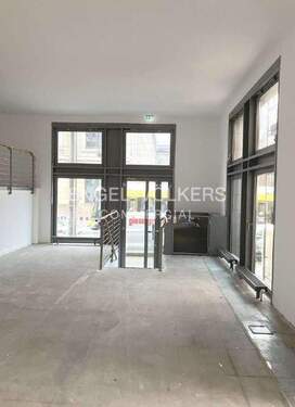 Eingang straßenseitig - Gewerbeobjekt (Büro, Produktion, Verkauf) in Berlin