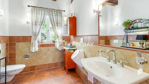 EG Badezimmer 1 - 