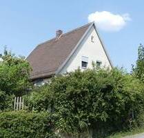 Für Handwerker u. Bastler! Sanierungsbedürftiges kleines Einfamilienhaus in Heilsbronn!