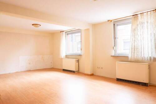 Bild 2 - 6 Zimmer Einfamilienhaus zum Kaufen in Eppingen