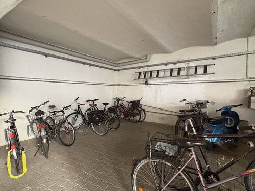 Fahrradabstellmöglichkeit - 
