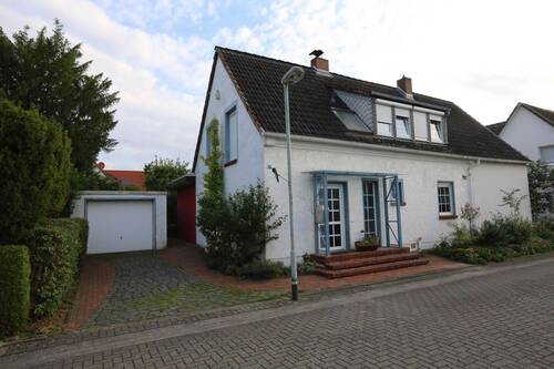 Bild 2 - 8 Zimmer Einfamilienhaus zum Kaufen in Braunschweig