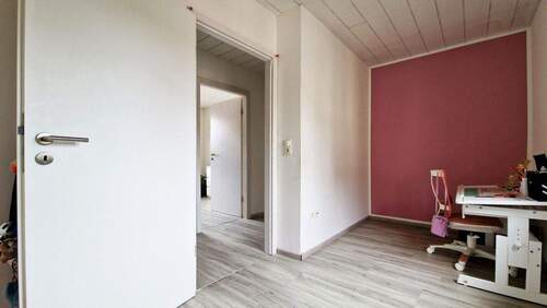 Separates Zimmer/ Schlafzimmer - 