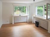 Bild 1 - Braunsfeld 2 Zimmer-Eigentumswohnung - 2016 umfassend modernisiert - in bester Ruhiglage am Stadtwald