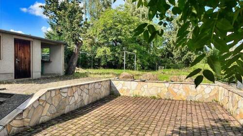 Garten und Parkmöglichkeiten - 