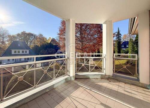 überdachter Süd-Balkon - 3 Zimmer Etagenwohnung zum Kaufen in Hamburg