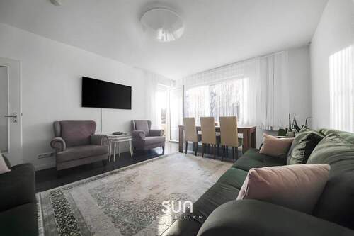 HELLER WOHN- UND ESSBEREICH - BESTE LAGE FRANKFURT NORDWEST - 3-Zimmer-Wohnung mit direktem Einkaufs- und Schulzugang