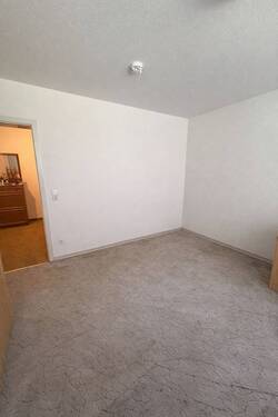 Schlafzimmer 2 - 2 Zimmer Etagenwohnung in Erfurt (Ilversgehofen)