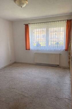 schlafzimmer 1 - Etagenwohnung mit 60,90 m&sup2; in Erfurt (Ilversgehofen) zur Miete