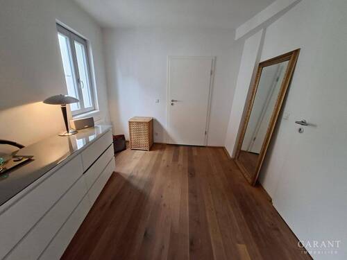 OG. Durchgangszimmer (Ankleide mö... - 