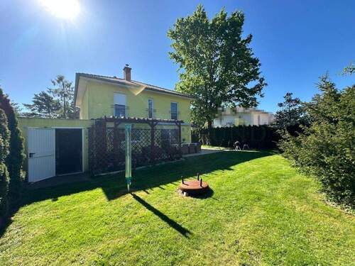 Rückansicht - 5 Zimmer Einfamilienhaus in Falkensee