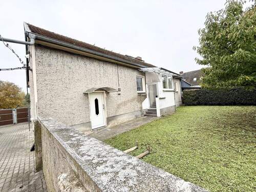 Hauseingang - 4 Zimmer Einfamilienhaus in Annaburg