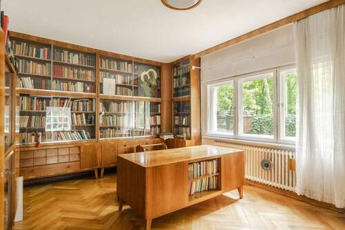 Zimmer im EG - 6 Zimmer Einfamilienhaus zum Kaufen in Potsdam