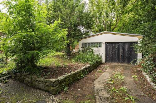 Garage - 