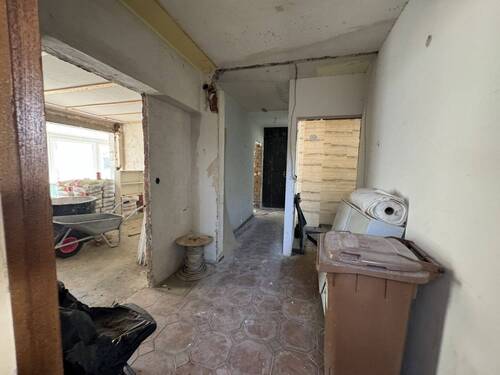 Flur EG - 8 Zimmer Einfamilienhaus in Lauingen