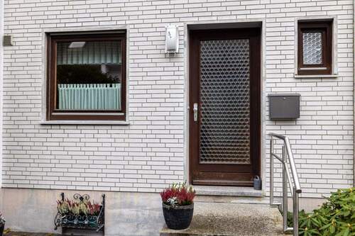 Eingang - 6 Zimmer Reihenmittelhaus in Delmenhorst