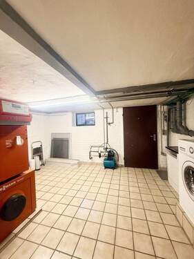 Heizungs- und Waschkeller - 