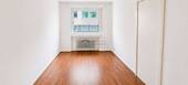 Helles Schlafzimmer 1 - 3 Zimmer Etagenwohnung in Köln