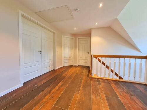 Zugang zu den Räumen im Dachgeschoss - 