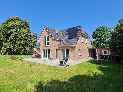 Hier lässt sich die Abendsonne genießen - 6 Zimmer Einfamilienhaus in Lindewitt