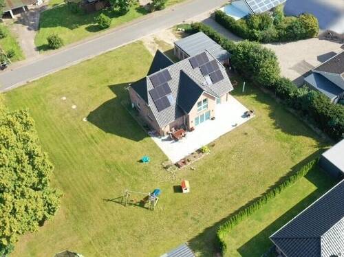 Luftaufnahme - Einfamilienhaus mit 178,00 m² in Lindewitt zum Kaufen