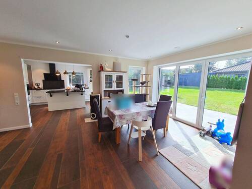 Blick in den Ess- und Kochbereich - 