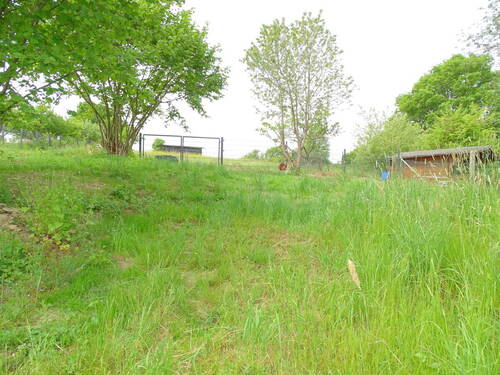 1 - Baugrundstück mit Scheune und schöner Aussicht - Hanglage in Weilrod.