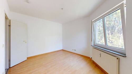Zimmer - 2 Zimmer Etagenwohnung zum Kaufen in Frankfurt am Main