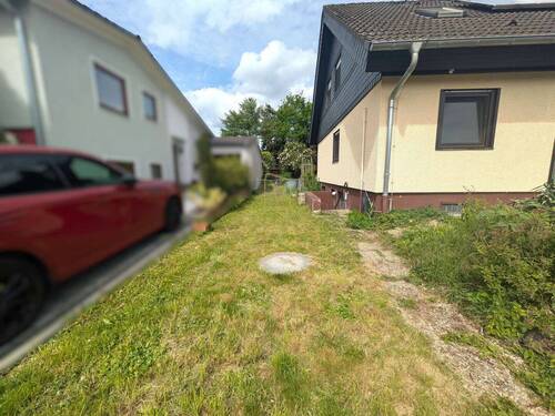 Außenansicht Seiteneingang - Grundstück zum Kaufen in Schöneck