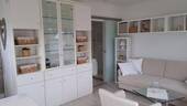 Wohnraum mit Schrank - Von privat . 1 Zi-Appartement Timmendorfer Strand in Top Lage