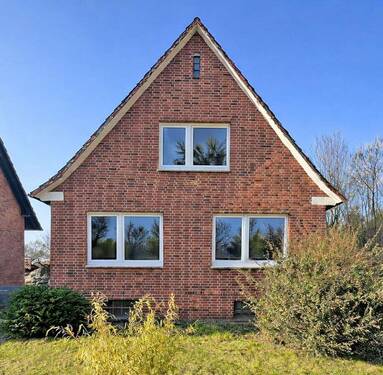 Strassenansicht - Rotklinker in gefragter Bramfelder Lage