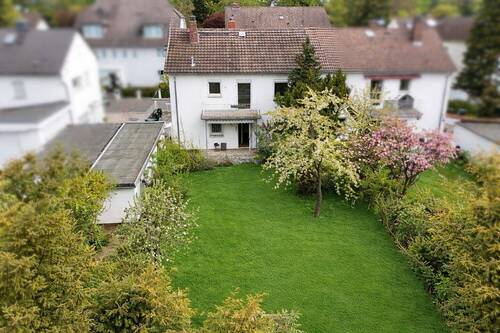 Titelbild - Sanierungsbedürftige Doppelhaushälfte mit großem Garten am Sachsenhäuser Berg