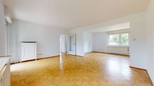 Wohn-/Essbereich Ansicht I - 6 Zimmer Doppelhaushälfte zum Kaufen in Frankfurt am Main