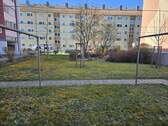 Garten vor der Anlage - 