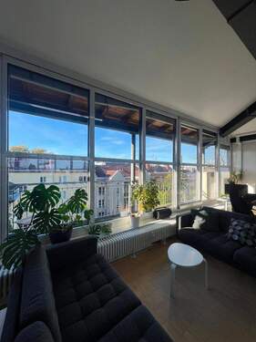 Großraumbüro mit Gemeinschaftsplätzen - Büro zur Miete in Berlin