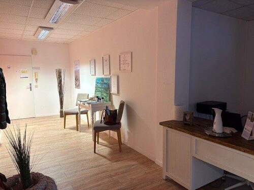 Eingang - Büro mit 100,00 m&sup2; in Gevelsberg zum Kaufen