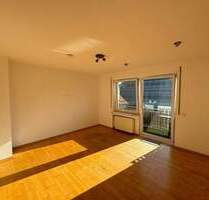 WG - Wohnen für max 3 Personen im 3.OG.zentrale Lage in Ulm - Mitte